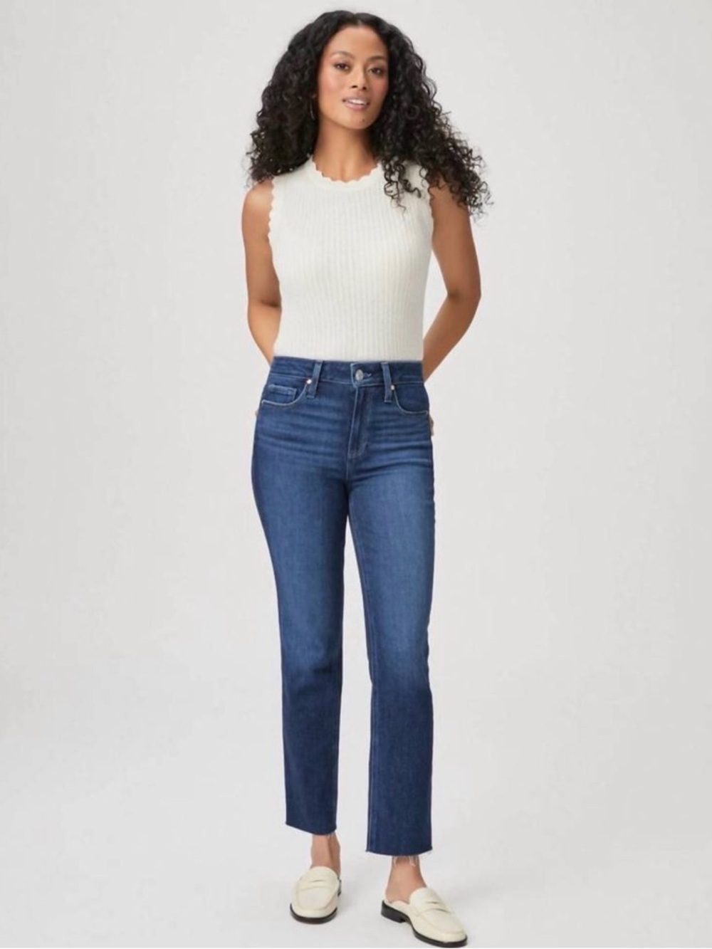 PAIGE Cropped Raw Hem Straight Cindy Jeans EUC